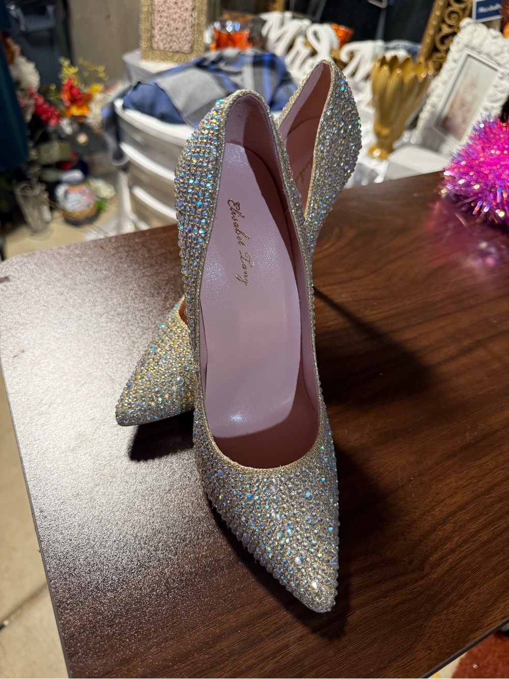 Crystal-Embellished Pointed Toe Heels in Gold